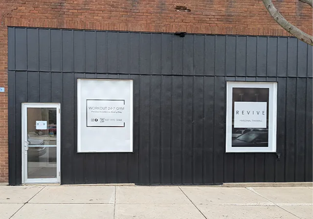 Workout 24/7 Gym Kenyon storefront on 2nd St